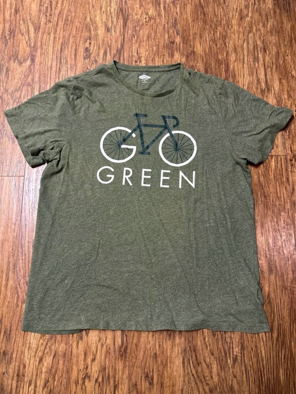 Old Navy “GO GREEN” Bicycle Soft-Washed Tee Olive Green Size XL